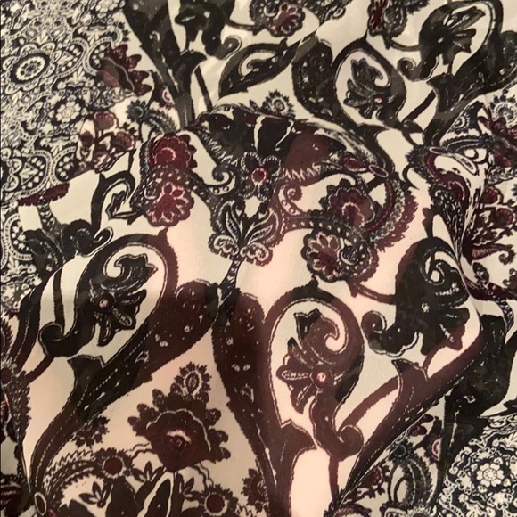 Reitmans Women’s Blouse - Picture 2 of 4